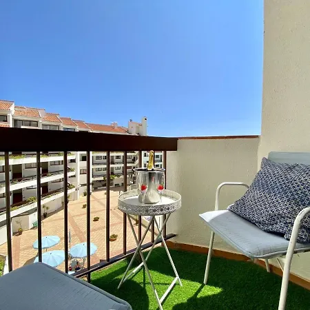 Skylight 1 With Pool By Homing Appartement *